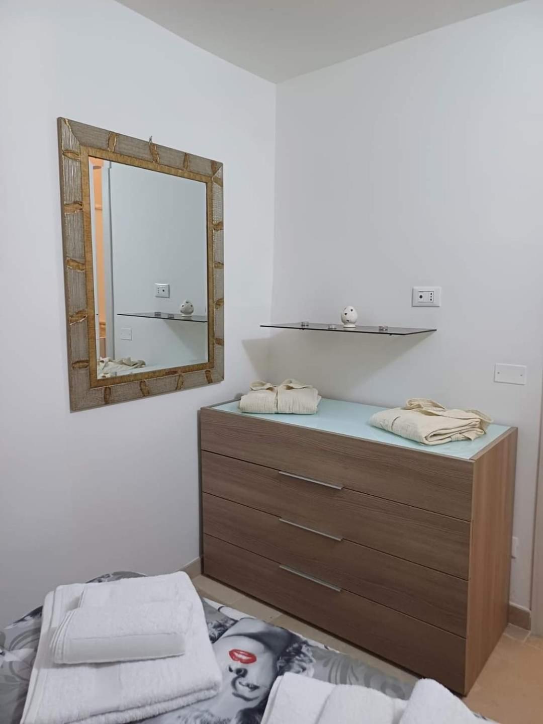 Suite 800 奥斯图尼 外观 照片